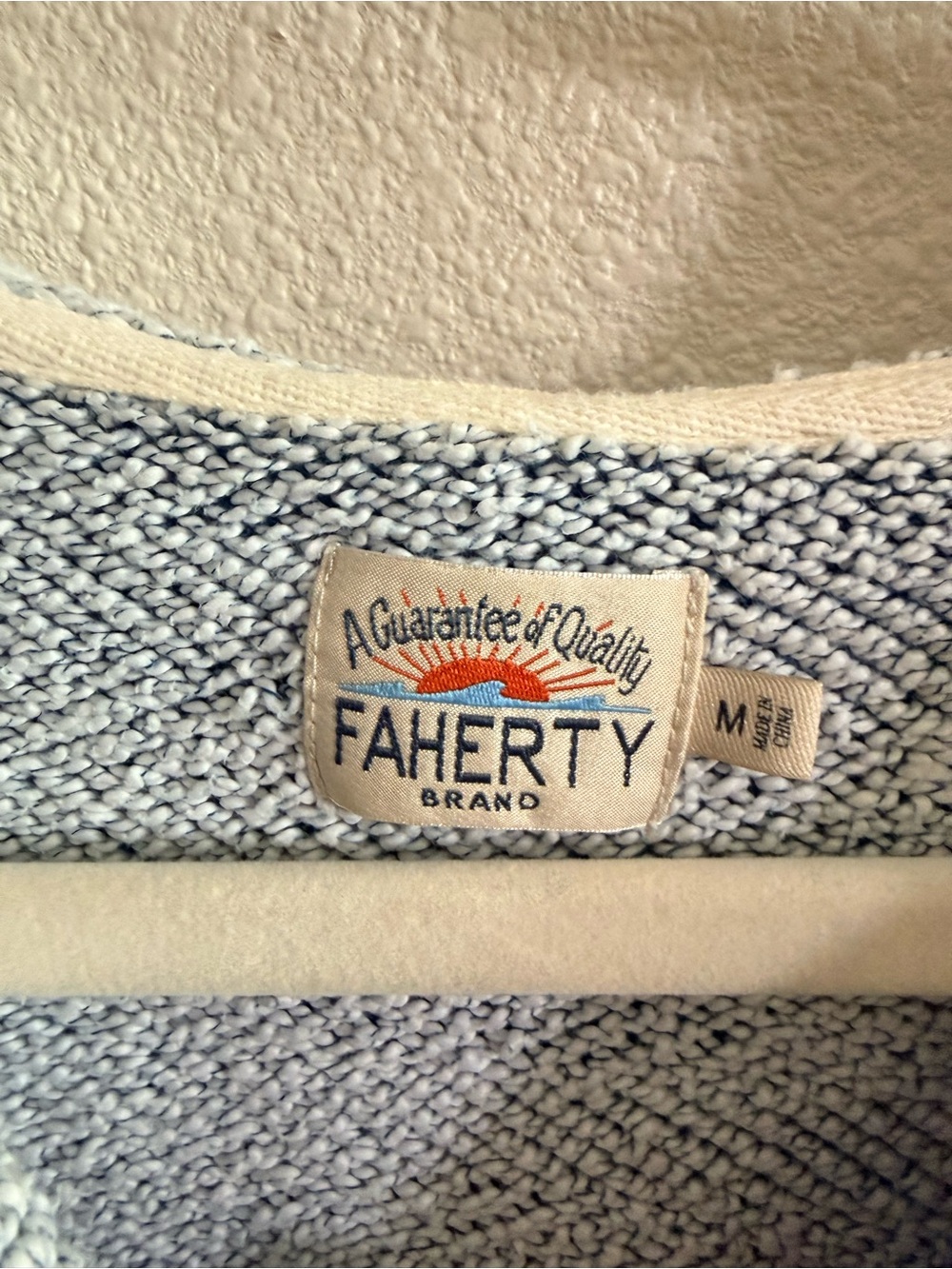 Faherty Whitewater Hoodie - Medium - Picture 3 of 4